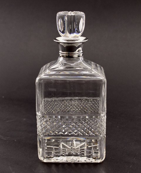 Whiskey decanter