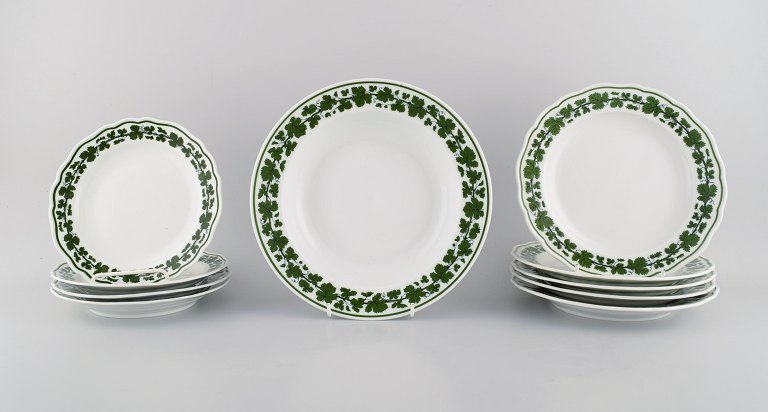 Ten Meissen Green Ivy Vine Leaf plates in hand-painted porcelain. 1940s.
