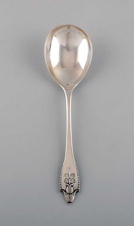Georg Jensen Akkeleje large serving spoon in silver (830). Ca. 1920.
