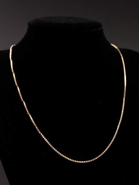 8 carat gold neck chain