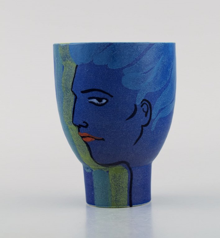 Swedish ceramicist. Unique vase in hand-painted and glazed ceramics. Woman in 
profile. Late 20th century.
