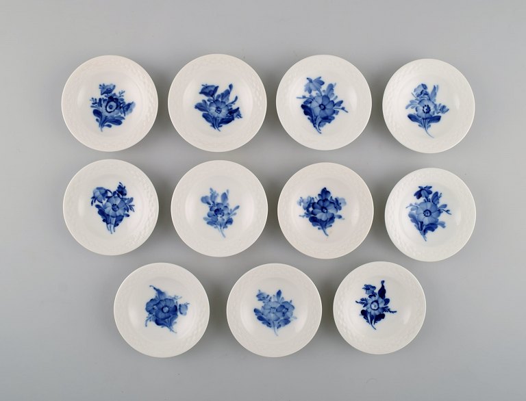 11 Royal Copenhagen Blue flower braided butter pads.
Number 10/8180.