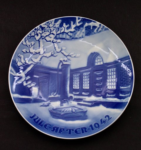 B&G Christmas plate 1942