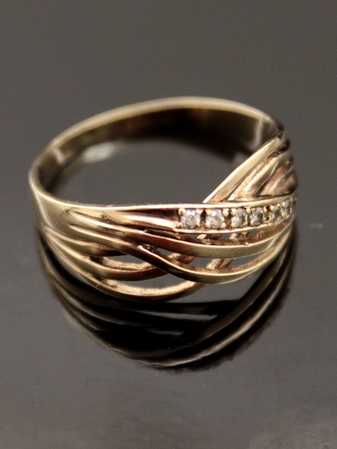 8 carat gold ring