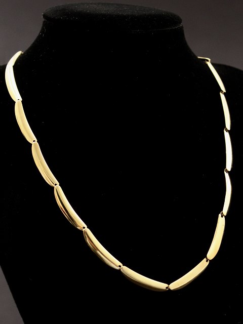 14 carat gold necklace