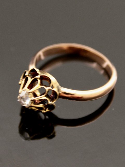 14 carat gold ring