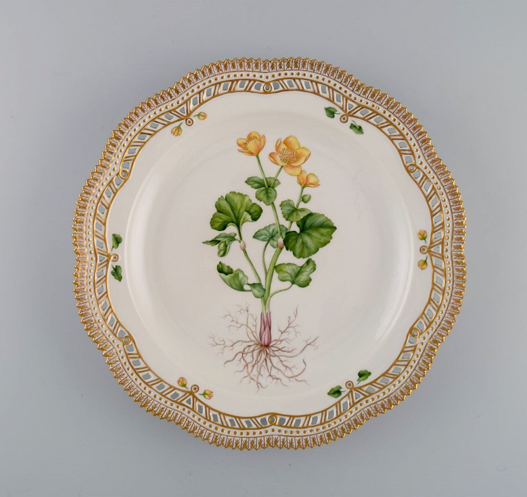 Royal Copenhagen Flora Danica large dinner plate / dish in hand-painted openwork 
porcelain with flowers and gold decoration.
