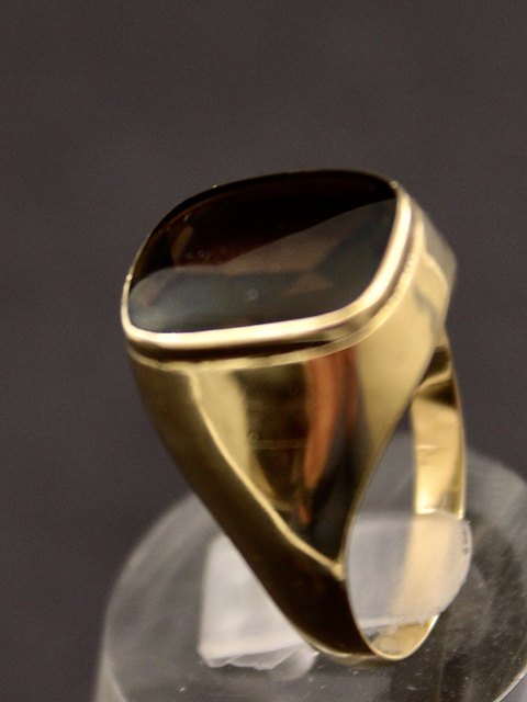 8 carat gold ring