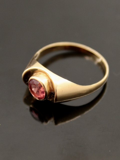 14 carat gold ring