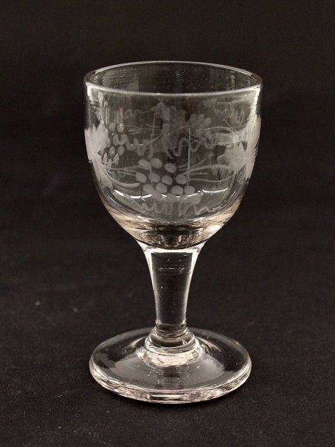 Wine glass