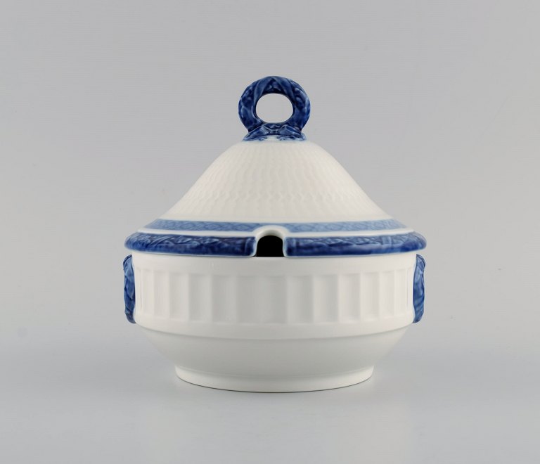 Small Royal Copenhagen Blue Fan lidded tureen. Dated 1968.
