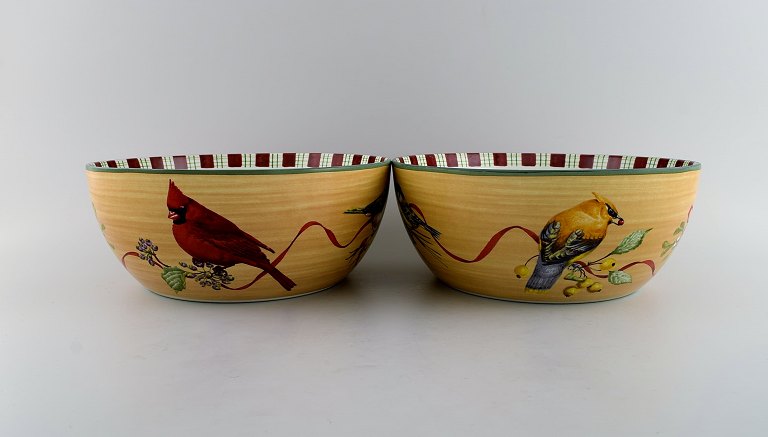 Catherine McClung for Lenox. "Winter greetings everyday". Two large bowls in 
glazed stoneware decorated with mistletoe, birds and red ribbon. Approx. 2000.
