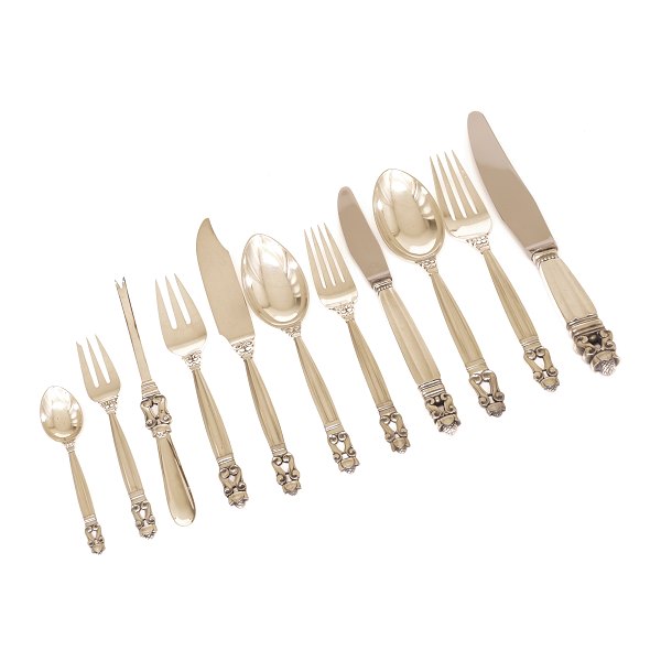 Georg Jensen Acorn sterlingsilver cutlery. 178 pieces