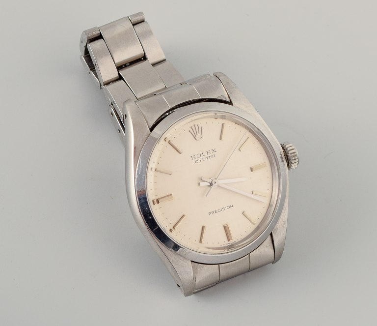 Rolex, Oyster Precision. Herre-armbåndsur.
Urskive i sølv.