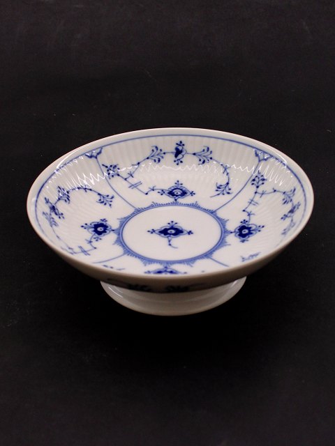 RC blue fluted dish 1/18