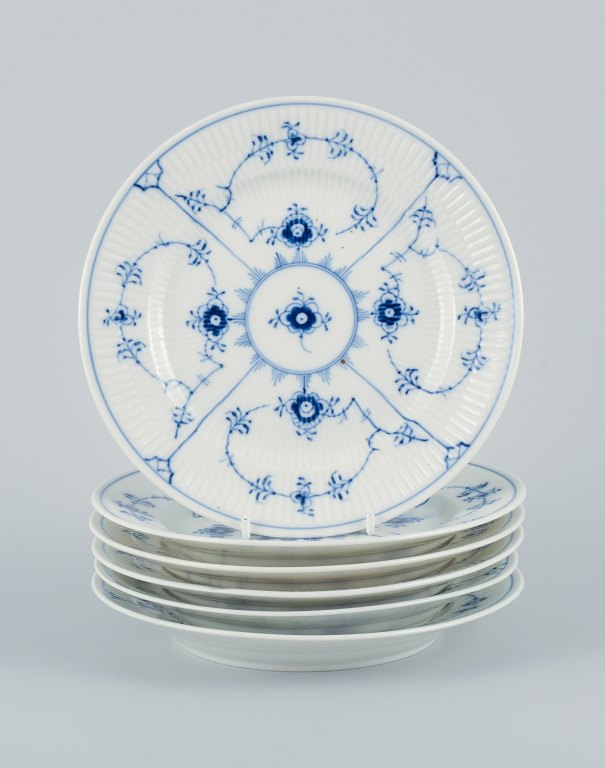 Royal Copenhagen, Blue Fluted plain, six plates.