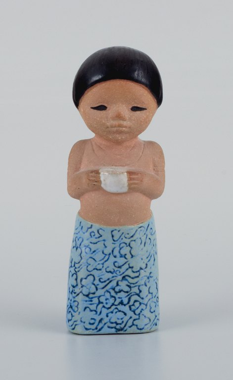 Lisa Larson for Gustavsberg. Stoneware figure from "Alle verdens børn" (All the 
Children of the World).