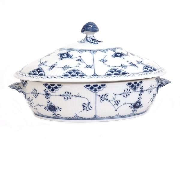 Royal Copenhagen Zwiebelmusster Terrine #622. L: 28cm