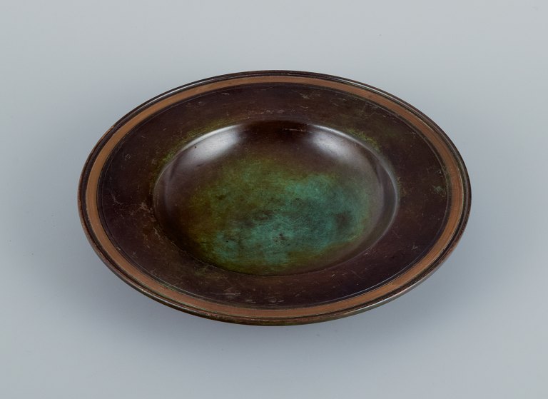 Just Andersen, Art Deco, low bowl in bronze.