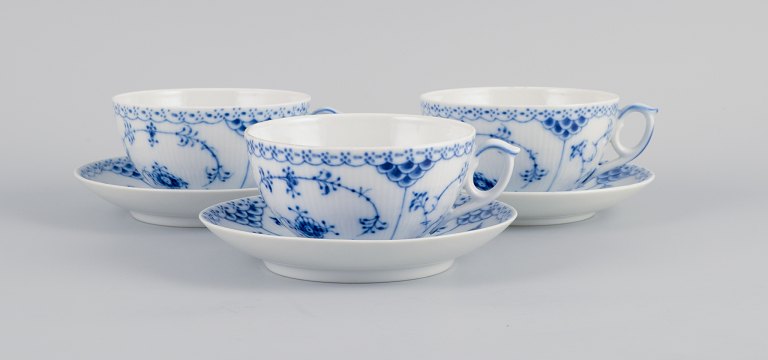 Royal Copenhagen, Blue Fluted half lace, three pairs of large teacups.
Model 1/656