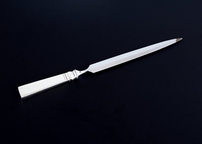 Just Andersen for Georg Jensen, Acadia, letter opener in sterling silver.