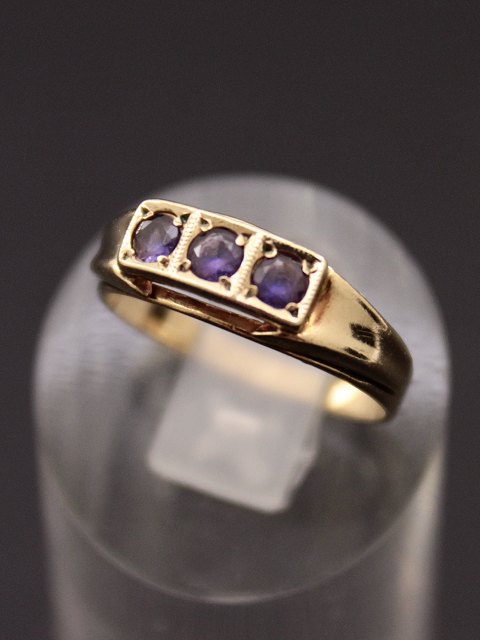 8 carat gold ring