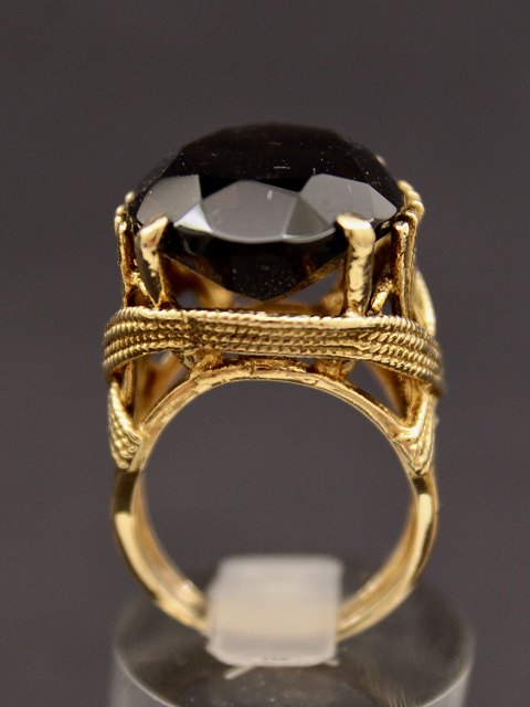 14 carat gold ring