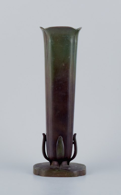 GAB, Sverige, stor art deco bronze-vase.