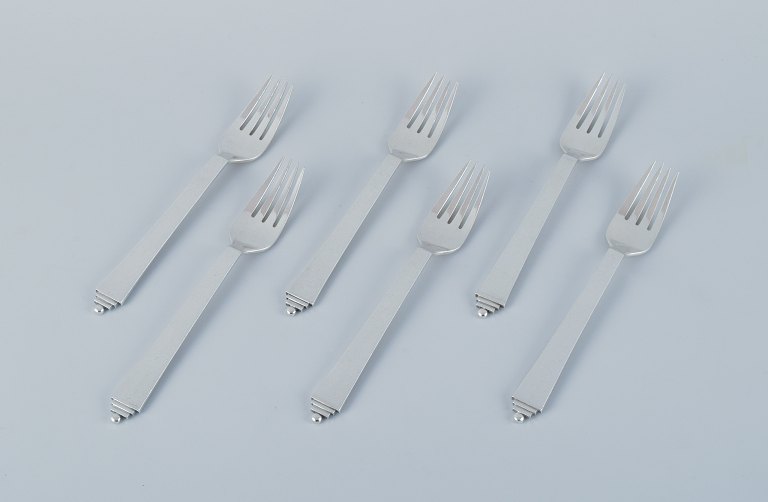 Georg Jensen Pyramid, a set of six dinner forks in sterling silver.