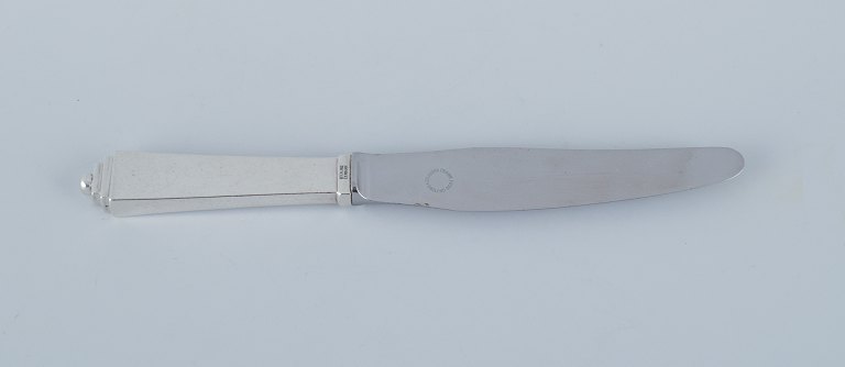Georg Jensen Pyramid, a short-handled lunch knife in sterling silver and steel.