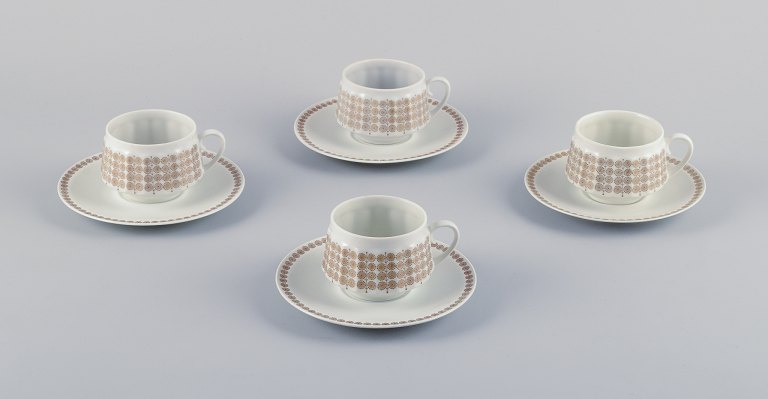 Arabia, Finland, a set of four "Pallas" coffee cups with saucers.