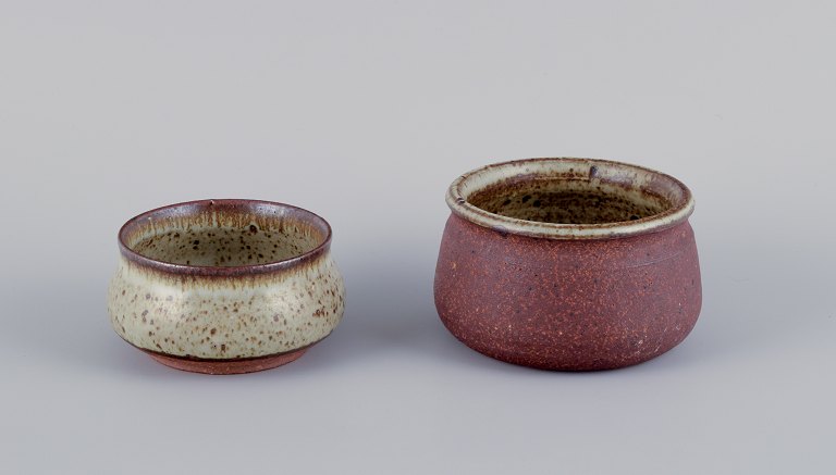 Stouby Keramik, Denmark.
Two pieces of handmade ceramic in light and brown shades.