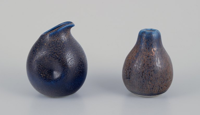 Wilhelm Kåge for Gustavsberg, Sweden.
Small pitcher and salt shaker in ceramic.