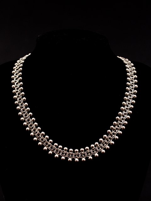 830 silver necklace