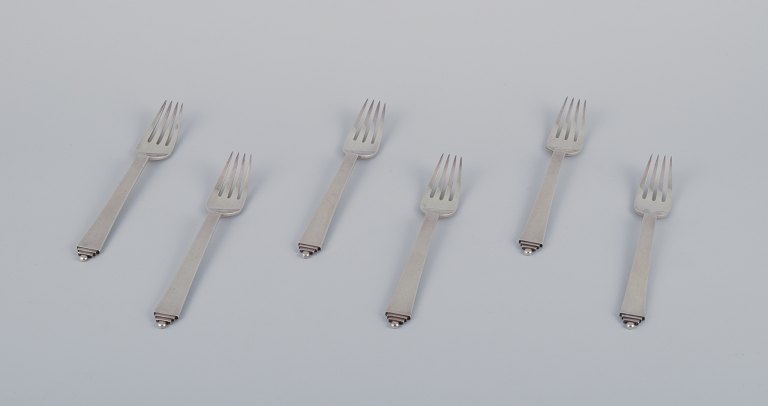 Georg Jensen Pyramid, six dinner forks in sterling silver.