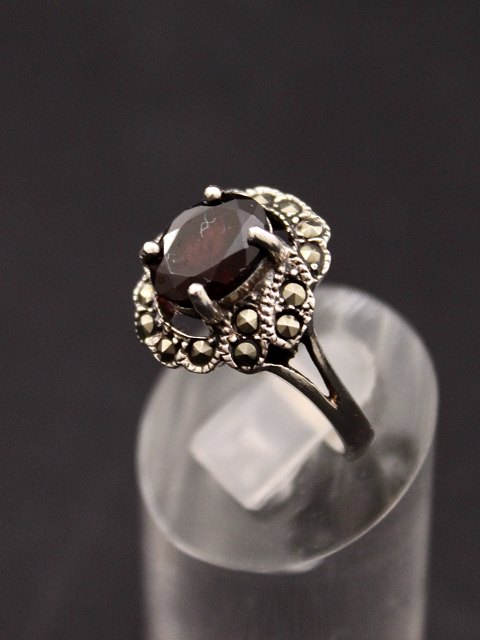 Sterling silver ring with garnet