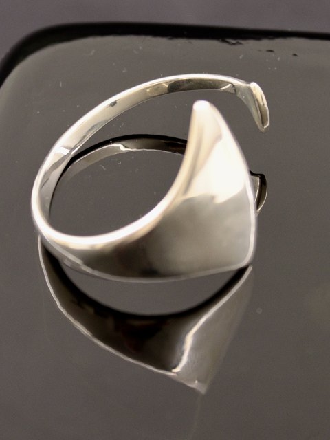GEORG JENSEN Hans Hansen des. Bent Gabrielsen  bangle