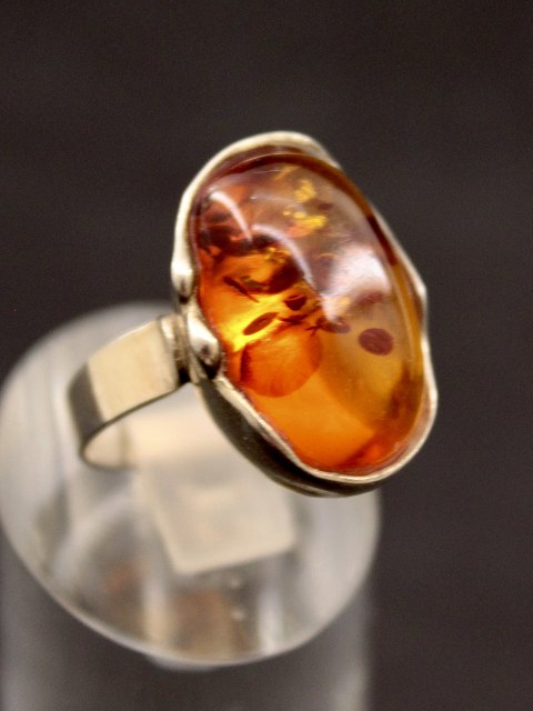 Sterling sølv ring med rav