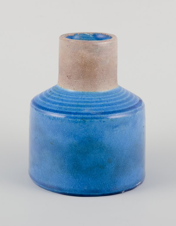 Nils Kähler for Kähler.
Stoneware vase.