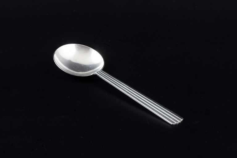 Georg Jensen, Bernadotte
Bouillon spoon in sterling silver