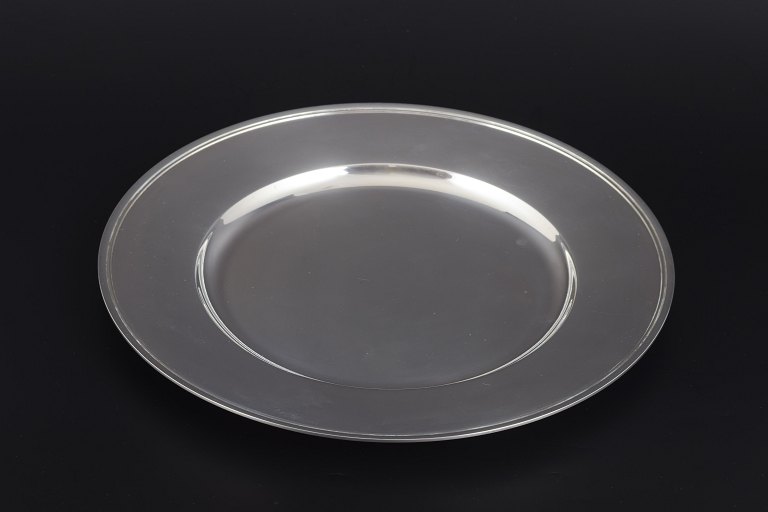 Evald Nielsen
Cover plate in silver.