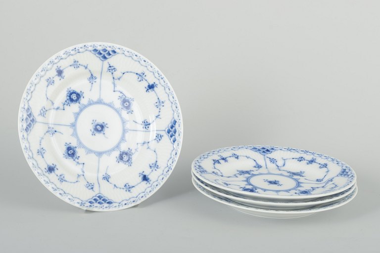 Royal Copenhagen
Blue Fluted Half Lace, dessert plates, late 20th century.