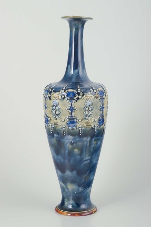 Royal Doulton, England
Art nouveau vase, 1920s.