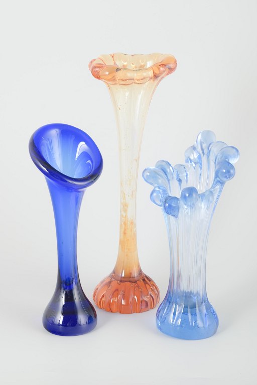 Swedish glass
Set of three vases, 1970s.
