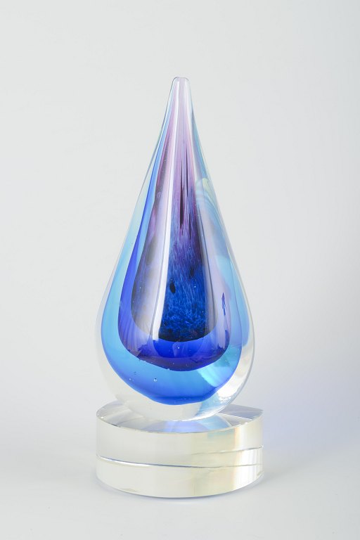 Murano
Drop-shaped glass sculpture, 1970s.
