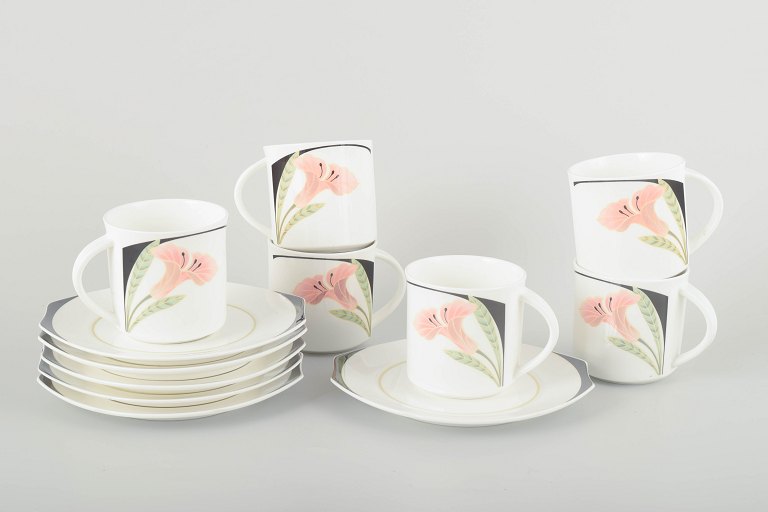 Villeroy & Boch
6 cups and saucers “Iris”, 1980s.