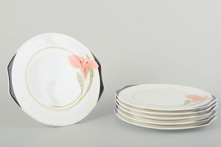 Villeroy & Boch
6 cake plates “Iris”, 1980s.