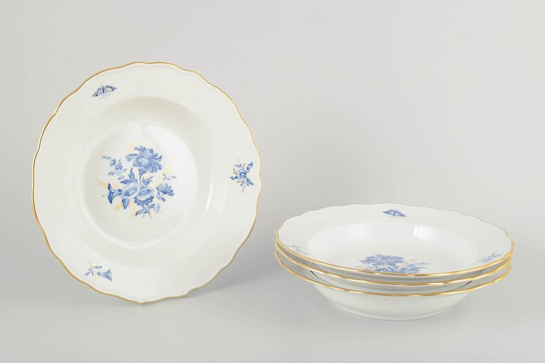 Meissen
4 deep plates, early 20th century.