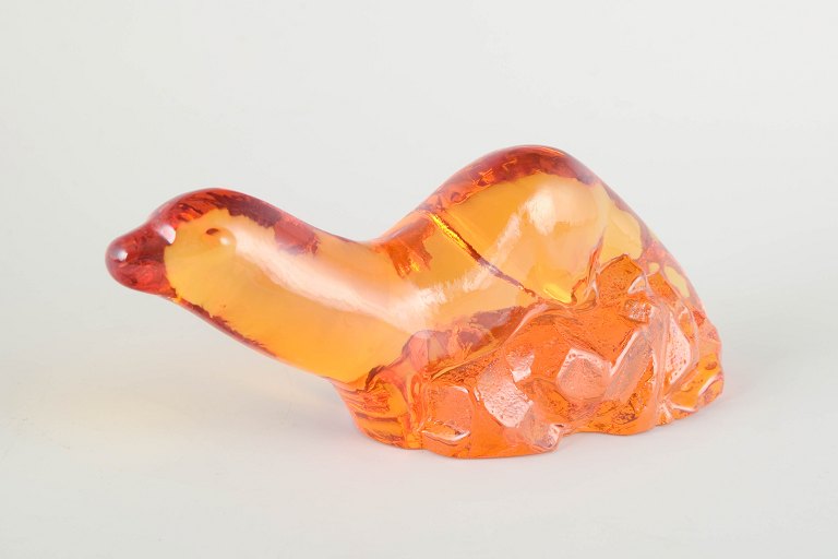 Paul Hoff for Kosta Boda / WWF
Amber art glass seal sculpture, 1970s.
