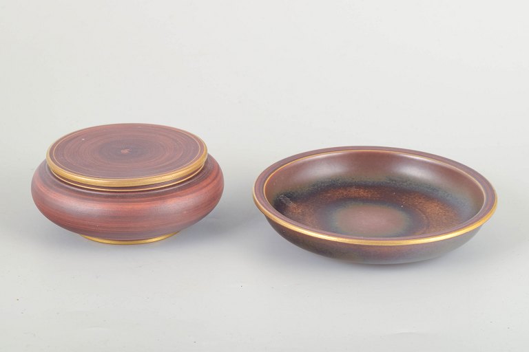 Gunnar Nylund for Alp, Lidköping
Lidded bowl and dish, 1960/70s.
